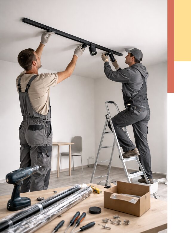 Установка трековых светильников в натяжной потолок в Ржеве от 4317 руб. | ОТДЕЛОЧНИК-Ржв